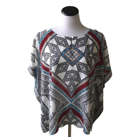 Chico's White Geometric Print Flutter Sleeve Keyhole Front Top - Picture 2 of 9